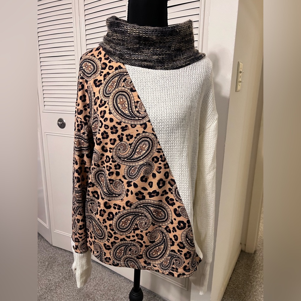 Boho Mixed Print White Knit Sweater💕Leopard Paisley Patchwork Style.